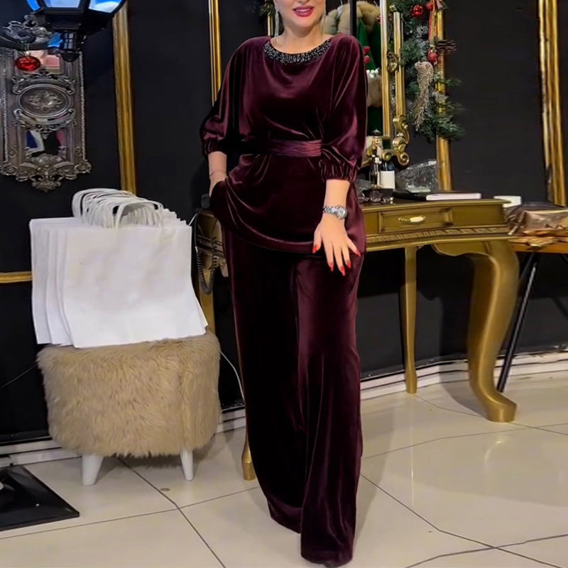 Ensemble 2 pièces : haut col rond orné de strass et pantalon à jambes larges